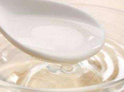 白帶香蕉成人A片视频教您溫開水裏加點它，跟陰道炎症說“拜拜”